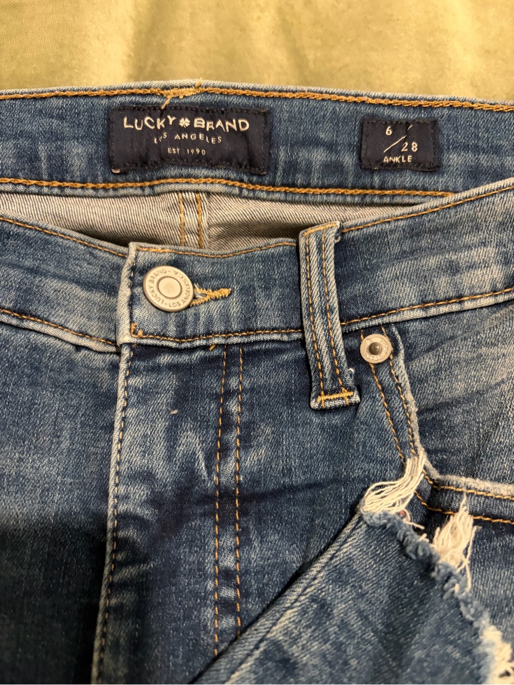 Lucky Brand Women’s Slim Ankle Jeans - Medium Blue
